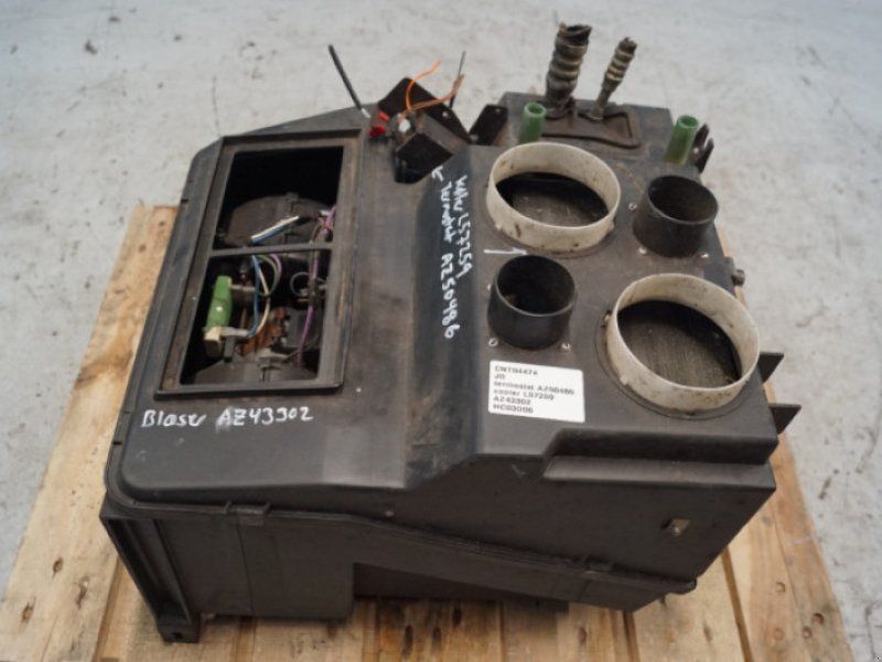 John Deere 2054