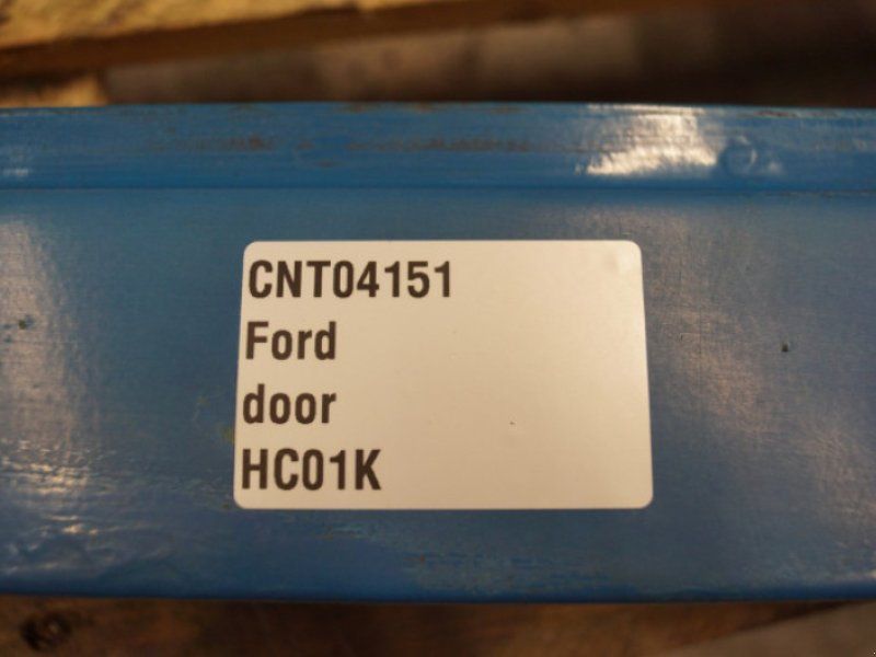 Ford 7600