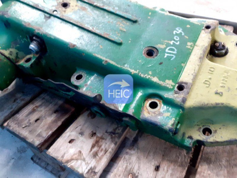 John Deere 2040
