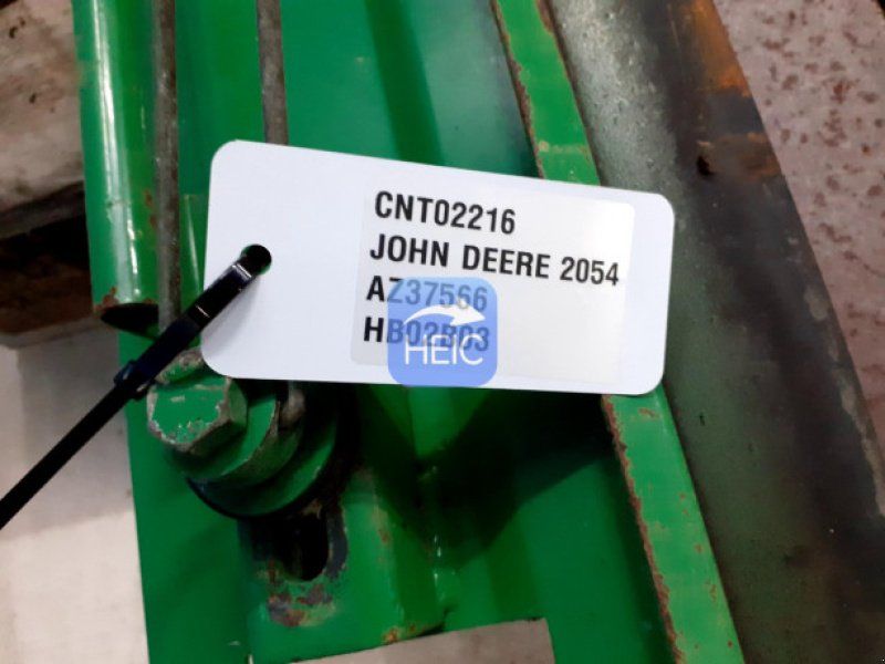 John Deere 2054