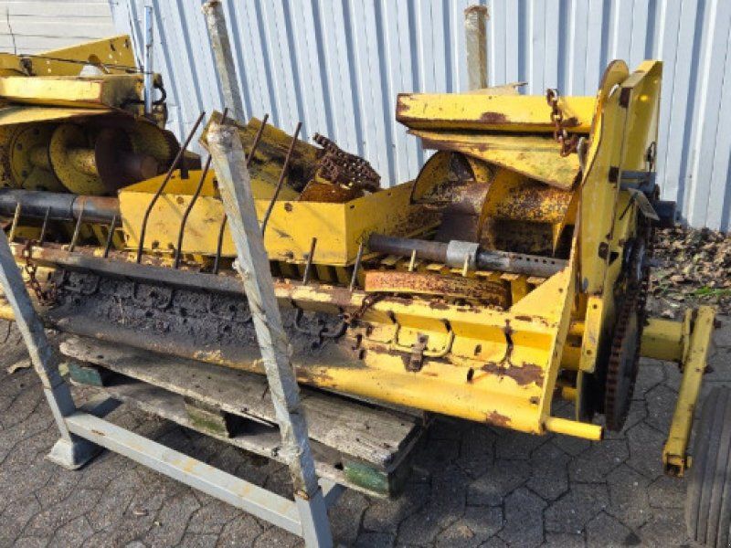New Holland BB940
