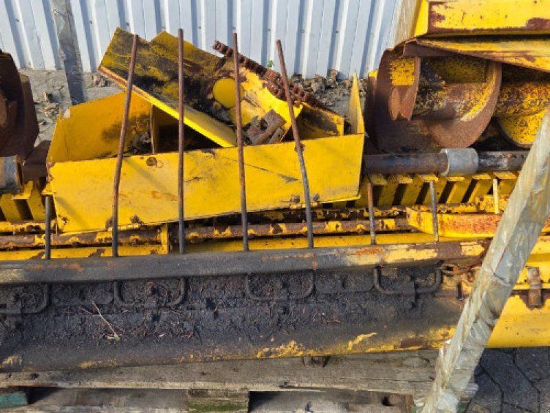 New Holland BB940