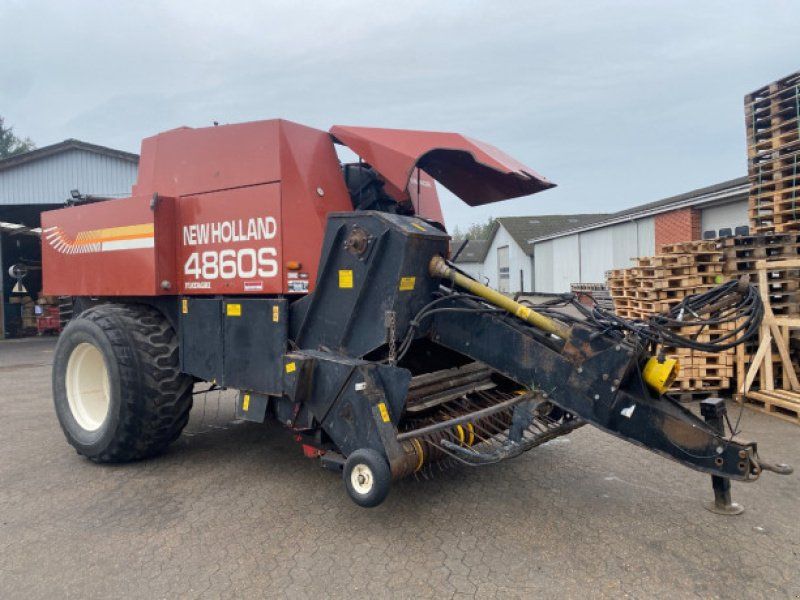 New Holland 4860