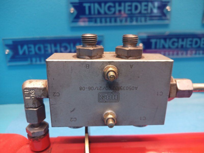 Kverneland 4232