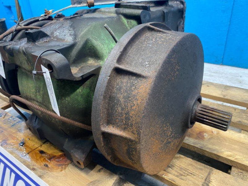 John Deere 9680