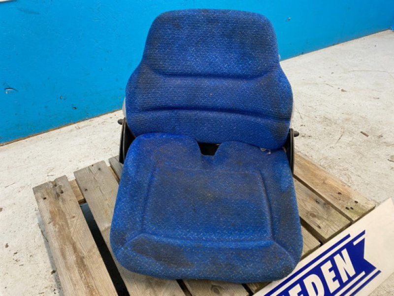 New Holland CR9090