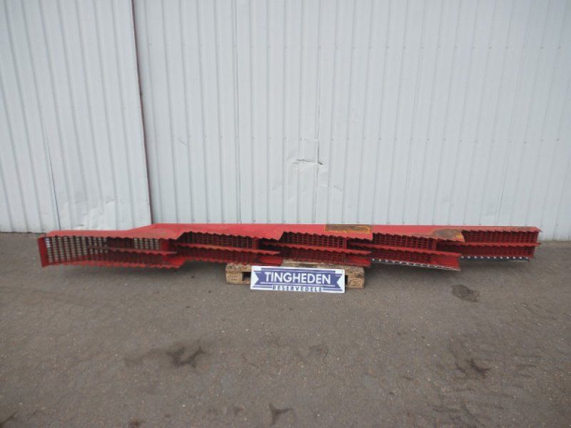 Massey Ferguson 38