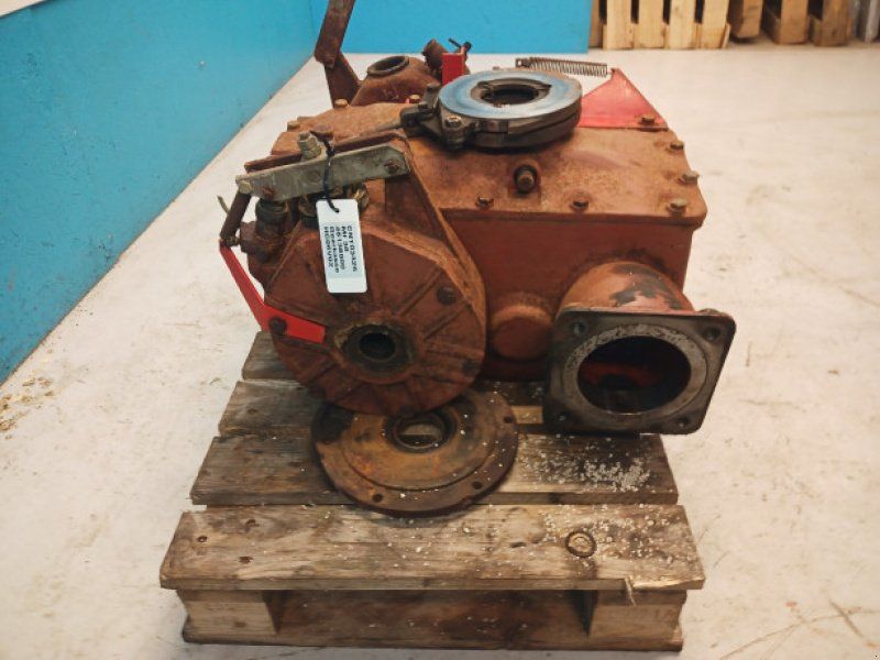 Massey Ferguson 38