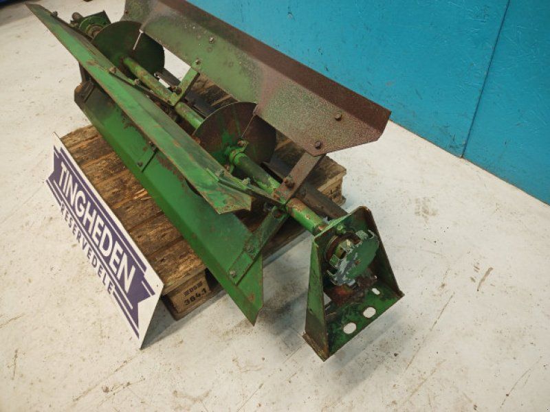 John Deere 1177