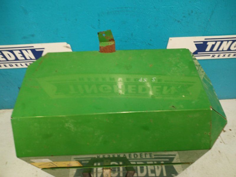 John Deere 2054