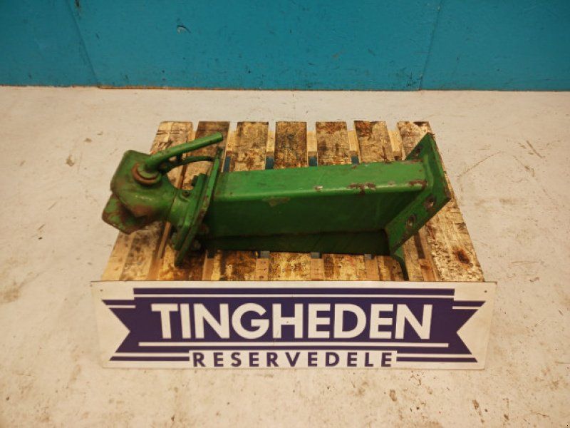 John Deere 2054