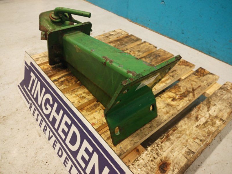 John Deere 2054