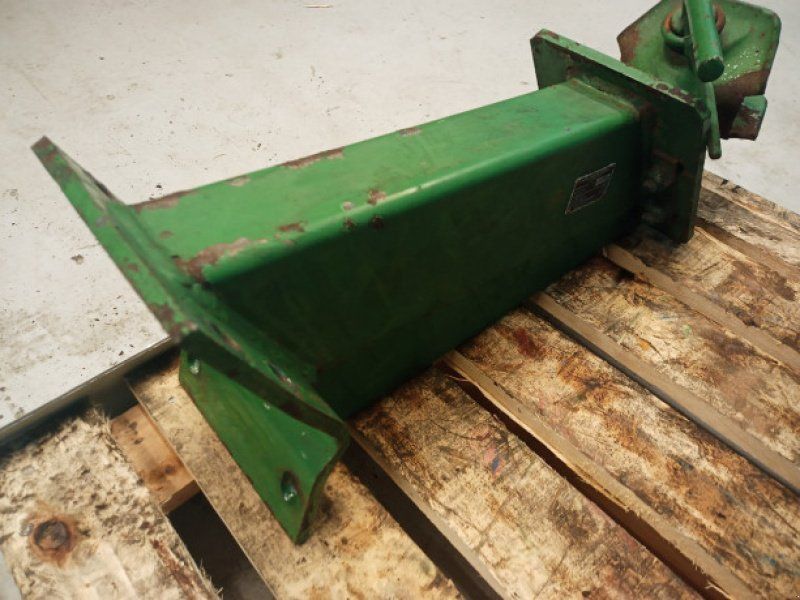 John Deere 2054