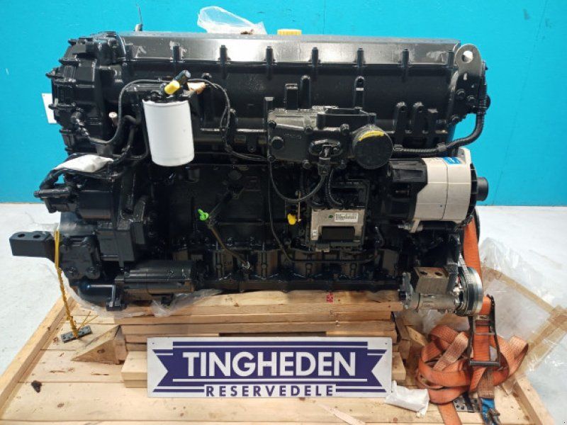 Iveco F3AE0684P E905