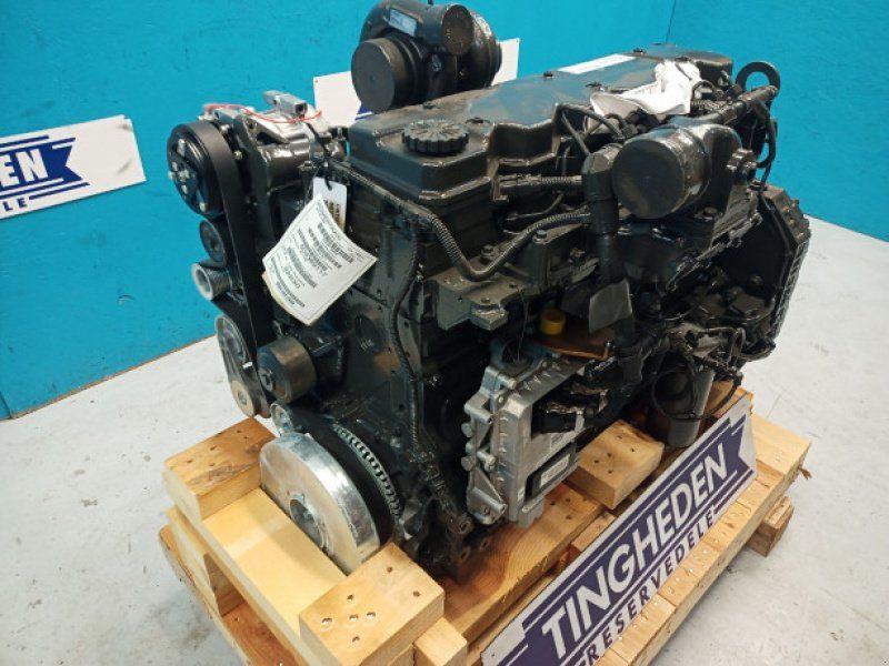 Iveco F4HE9684J J100