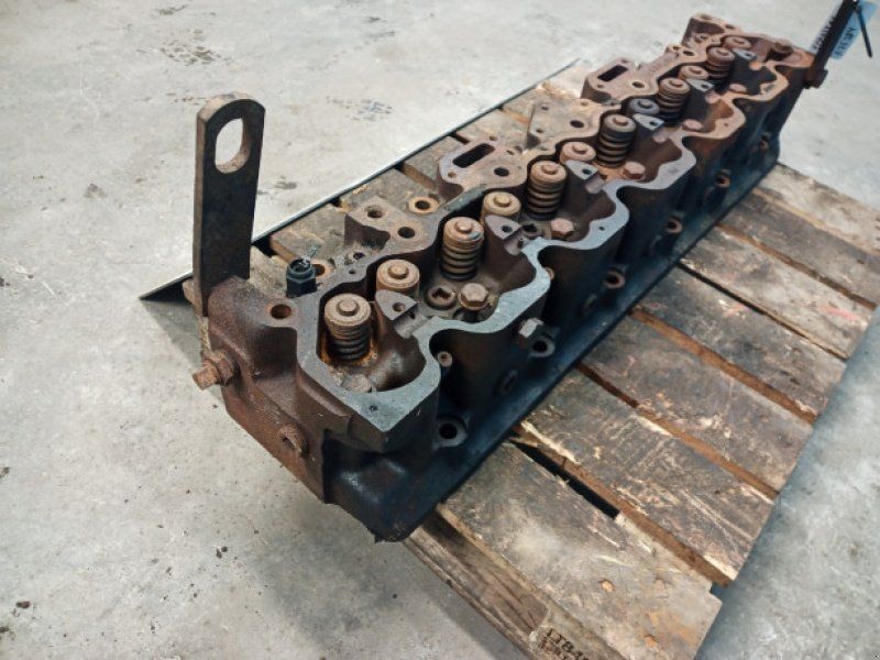 John Deere 6466