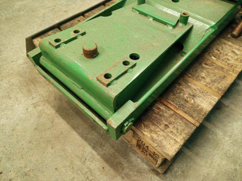 John Deere 2650