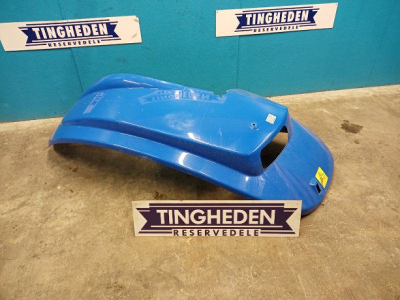 New Holland TG285