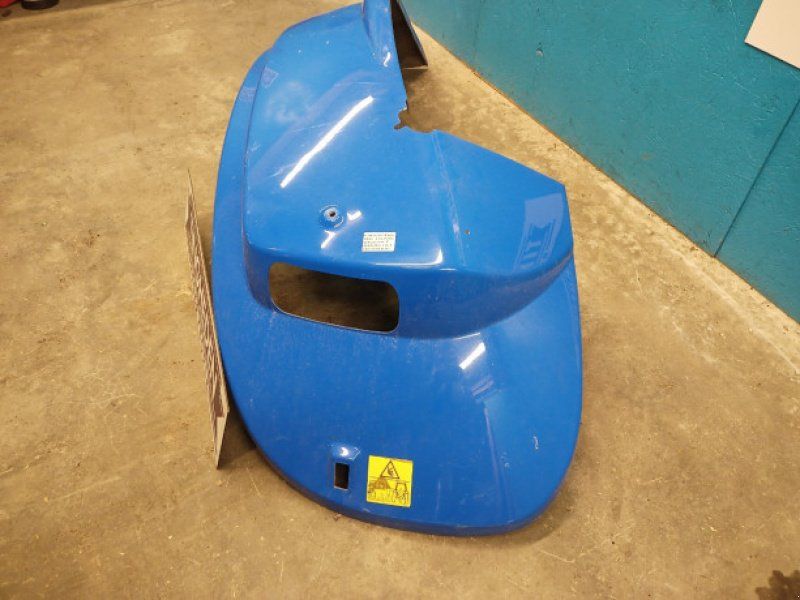 New Holland TG285