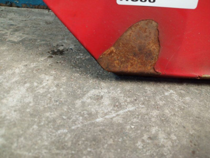 Massey Ferguson 32