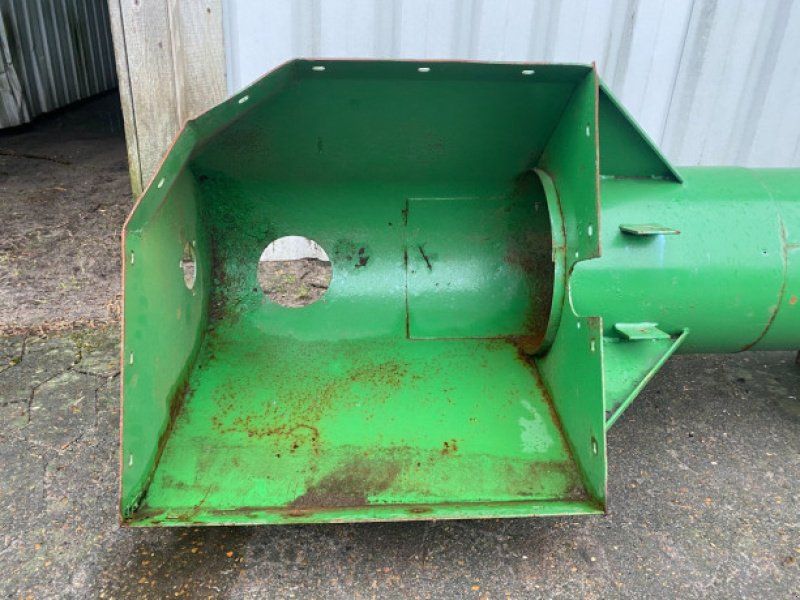 John Deere 1075