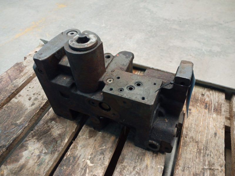 Massey Ferguson 8690