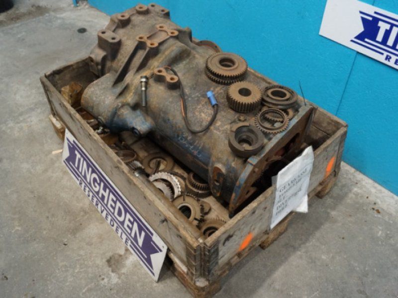 Ford 8340