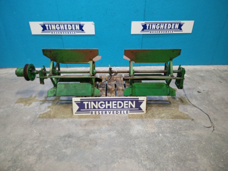 John Deere 1085