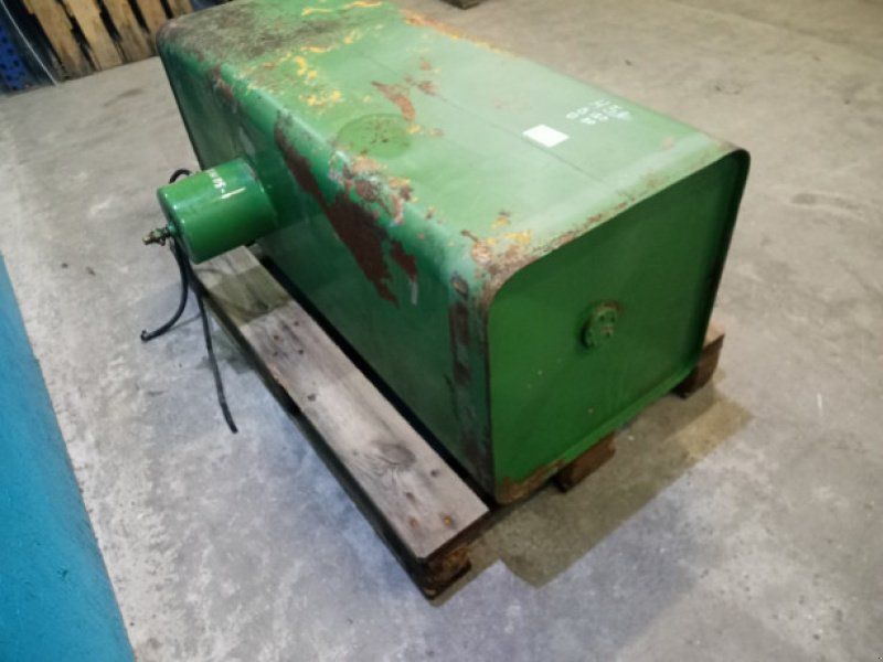 John Deere 1085