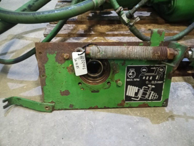 John Deere 1085