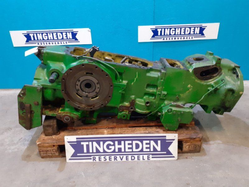 John Deere 2840