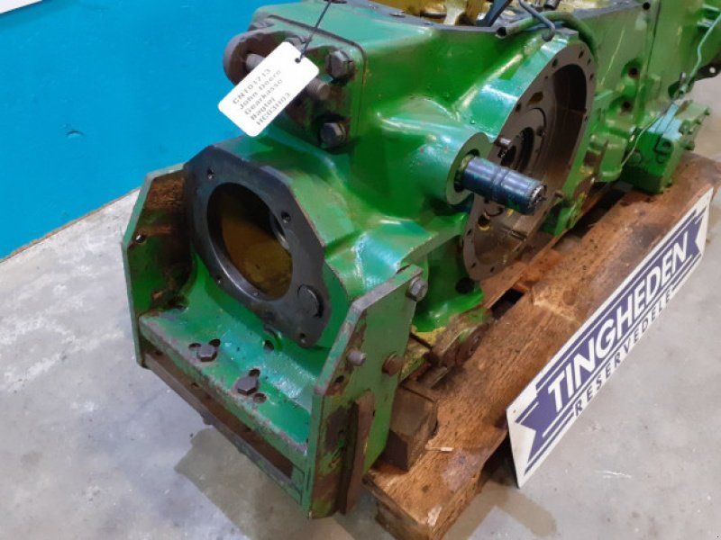 John Deere 2840