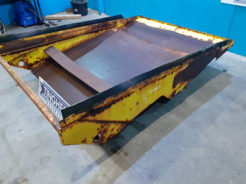 New Holland 8060