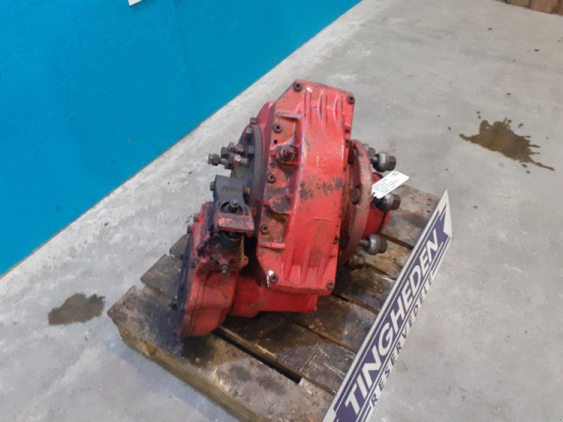 Massey Ferguson 660