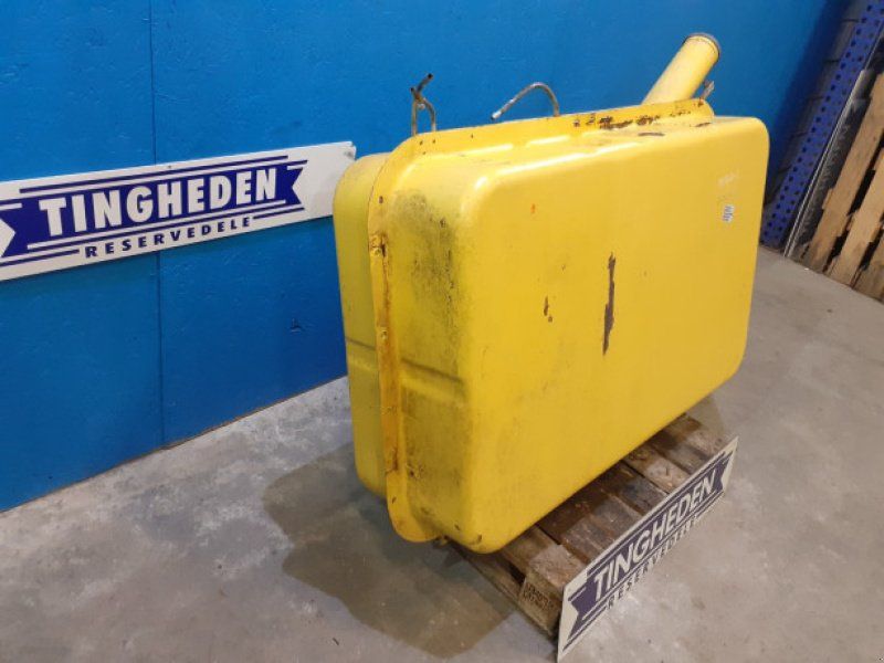 New Holland 8060
