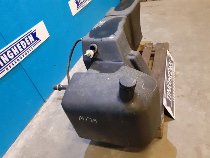 New Holland M135