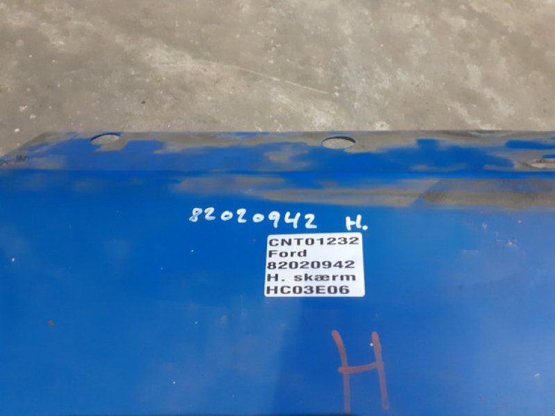 New Holland TM 165