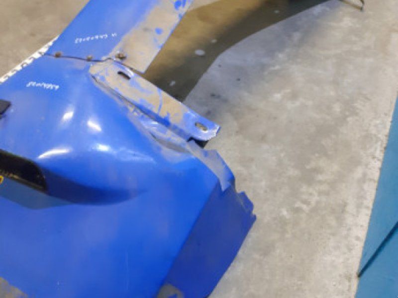New Holland TM 165