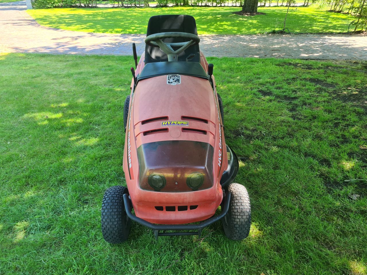 Alko T 13-85 HD LUX zitmaaier met opvangbak hydrostaat.