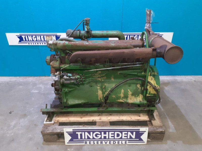 John Deere 6329