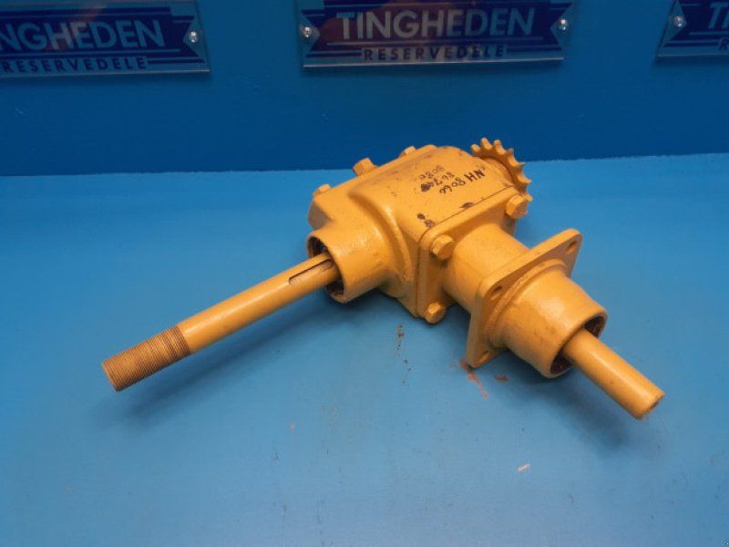 New Holland 8080