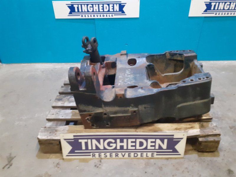 New Holland TM 190