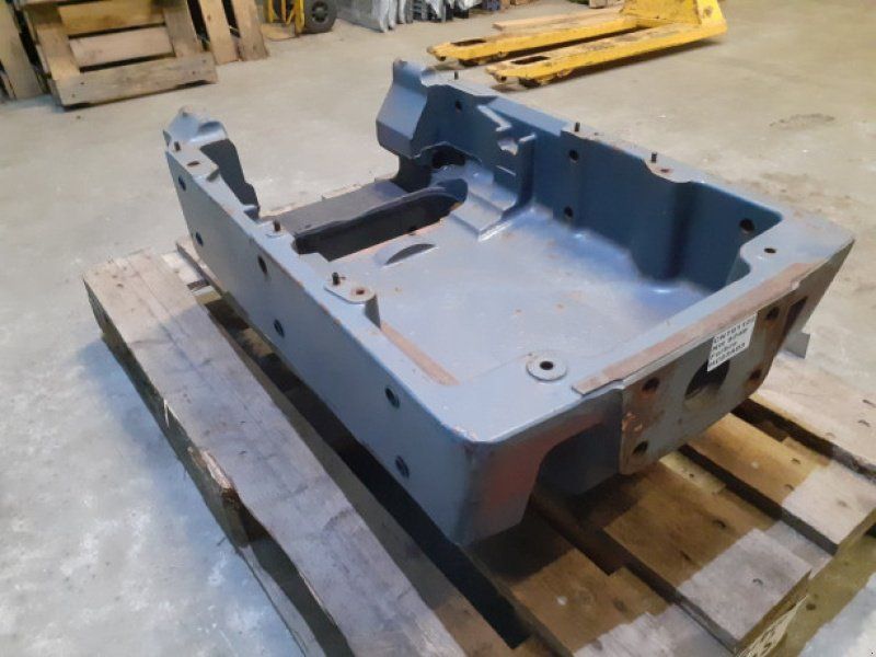 New Holland 8340