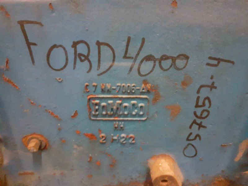 Ford 4000