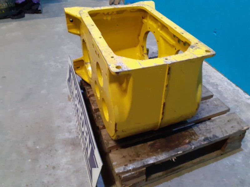 New Holland 8080