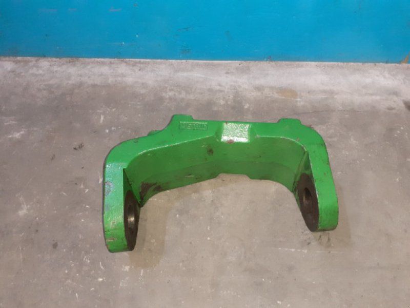 John Deere S670