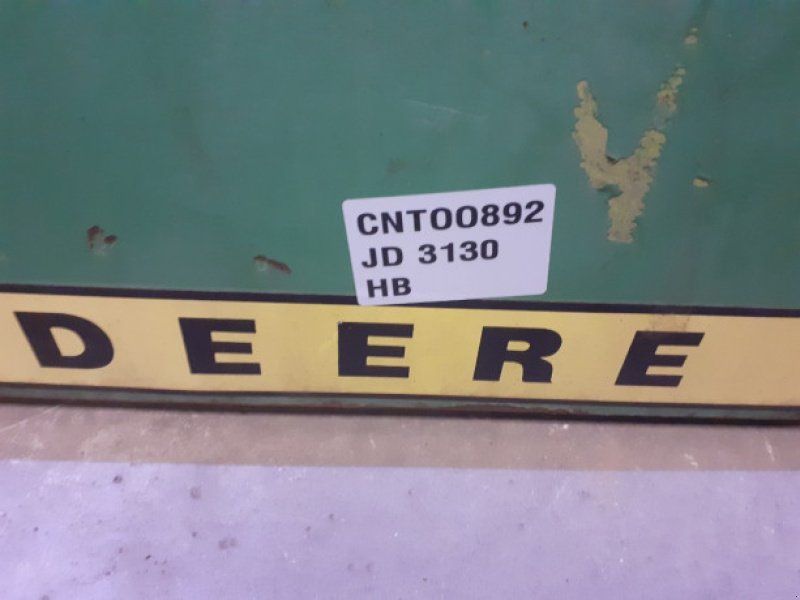 John Deere 3130