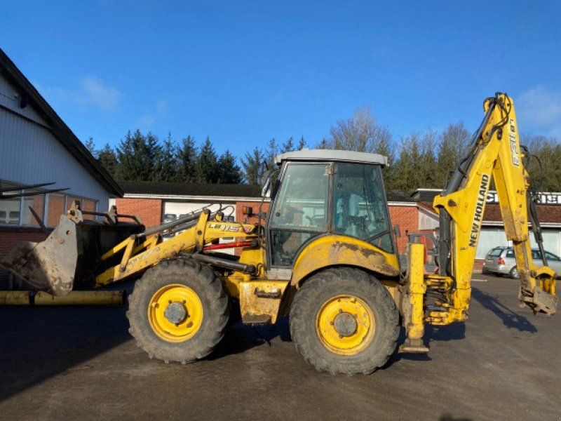 New Holland LB115B