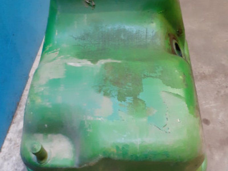 John Deere 3040