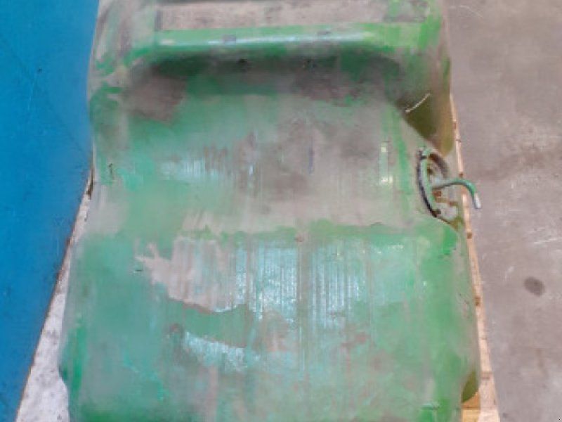 John Deere 2040